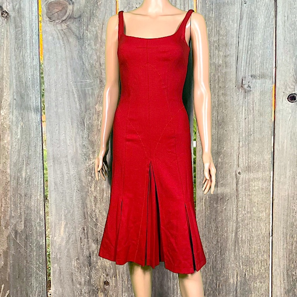 NWOT Dolce & Gabbana Sleeveless mikado midi dress